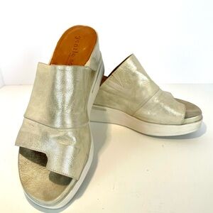 Kenneth Cole Gentle Soul Gisele 65